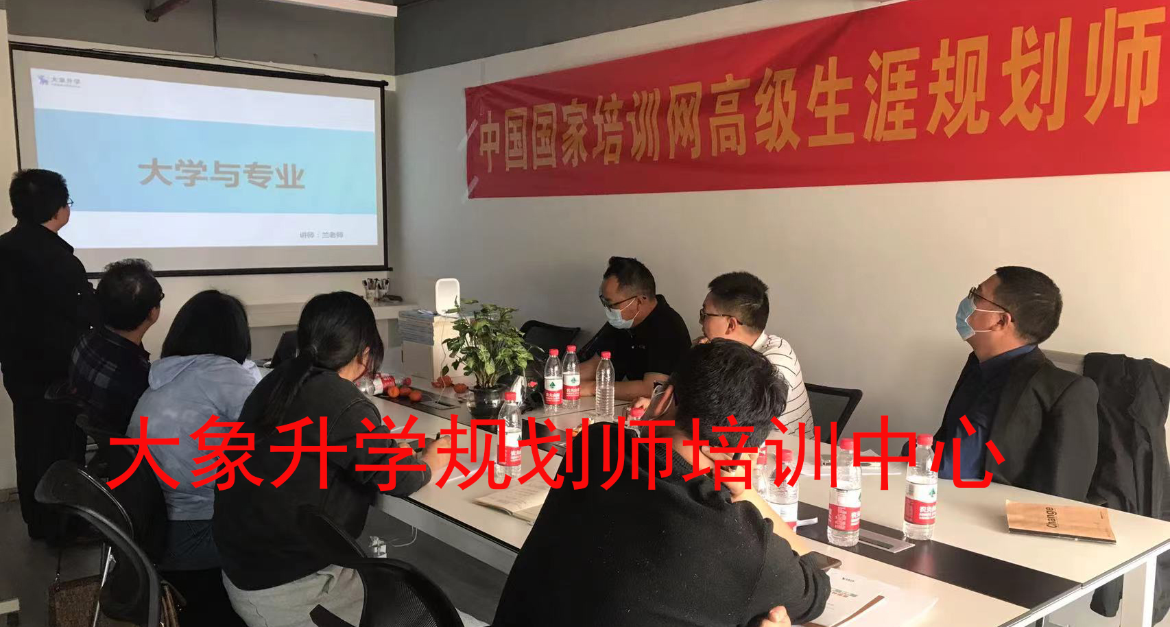 志愿填报的院校奖学金与助学金机会_奖学金要志愿者时数吗