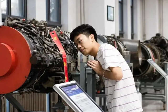 北京航空航天大学的飞行梦想：天空无界_北京航空航天大学飞行学院百科