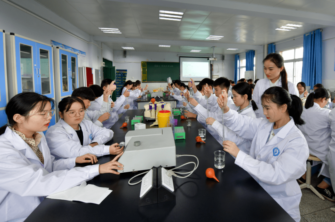 湖北医药学院的医学检验技术_湖北医药学院医学检验技术专升本难吗