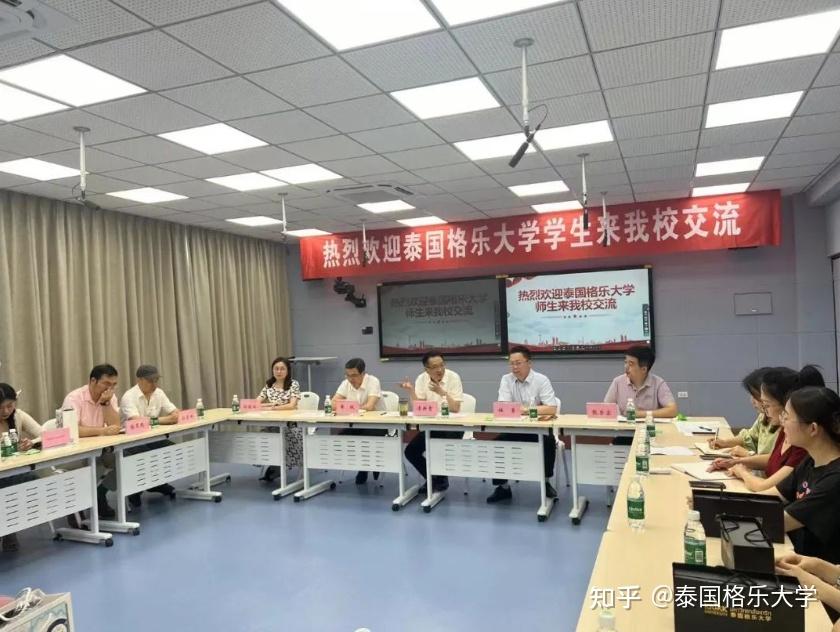 重庆文理学院与长江师范学院：文理与师范教育的重庆对话_重庆文理和长师哪个好